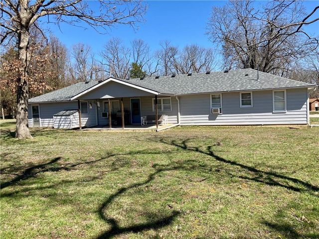 13899 Sable Circle, Warsaw, MO 65355