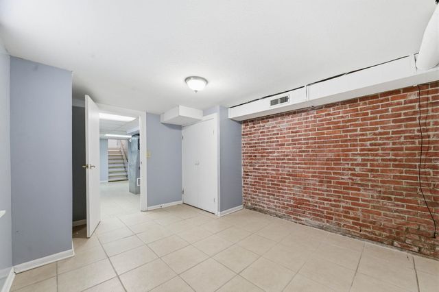 1210 W 14th St N, Wichita, KS 67203