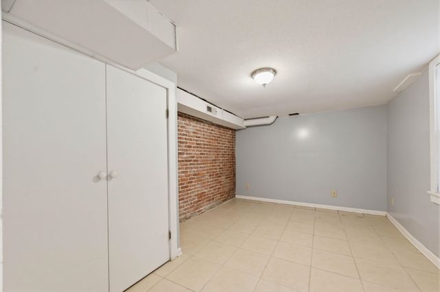 1210 W 14th St N, Wichita, KS 67203