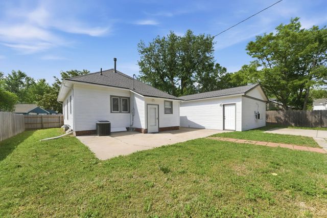 1210 W 14th St N, Wichita, KS 67203