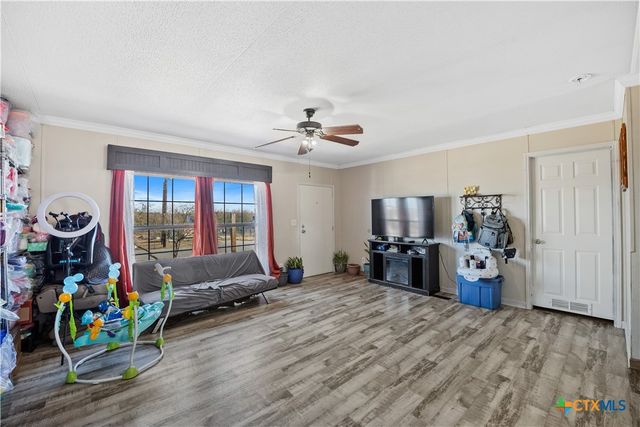 513 Duchess Pass, Kyle, TX 78640