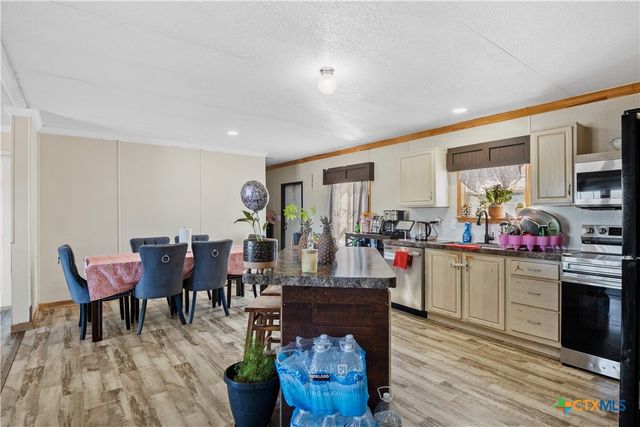 513 Duchess Pass, Kyle, TX 78640