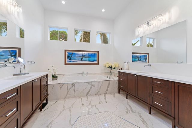 5255 Counter Play Road, Palm Beach Gardens, FL 33418