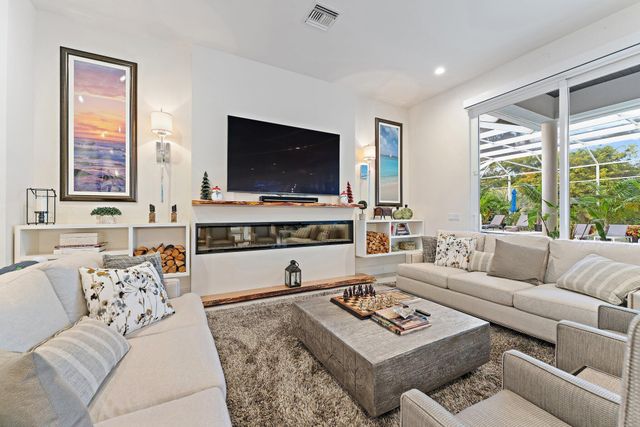 5255 Counter Play Road, Palm Beach Gardens, FL 33418