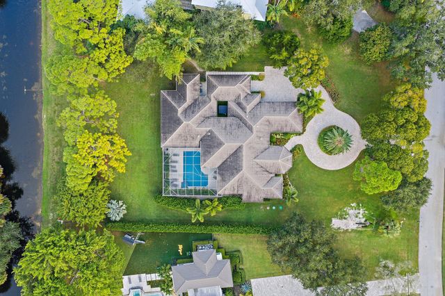 5255 Counter Play Road, Palm Beach Gardens, FL 33418