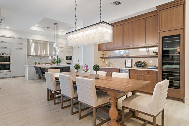 5255 Counter Play Road, Palm Beach Gardens, FL 33418