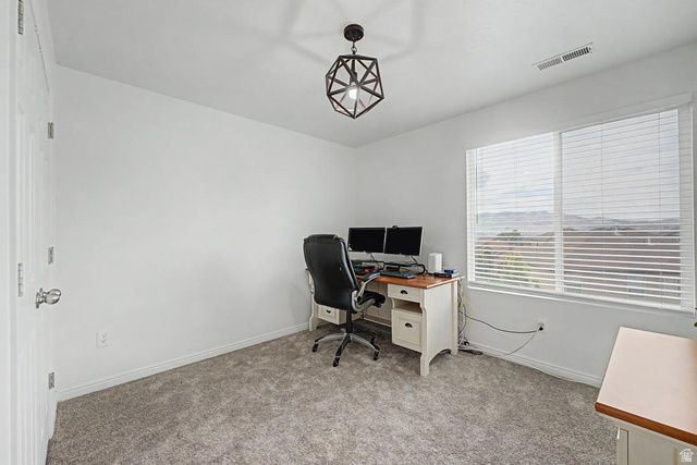 581 W CRENSHAW CT, Saratoga Springs, UT 84045