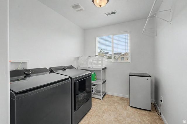 581 W CRENSHAW CT, Saratoga Springs, UT 84045