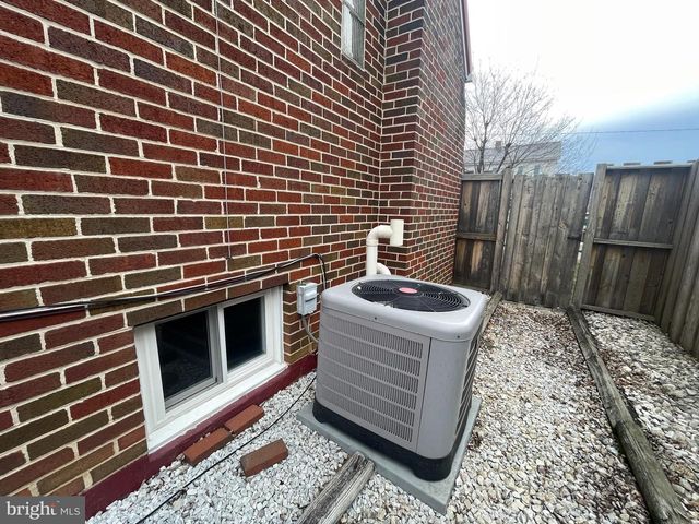 227 S MASSACHUSETTS AVE, Cumberland, MD 21502