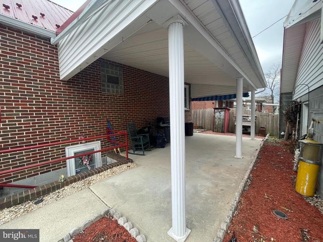 227 S MASSACHUSETTS AVE, Cumberland, MD 21502