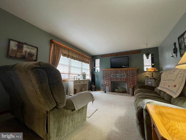 227 S MASSACHUSETTS AVE, Cumberland, MD 21502