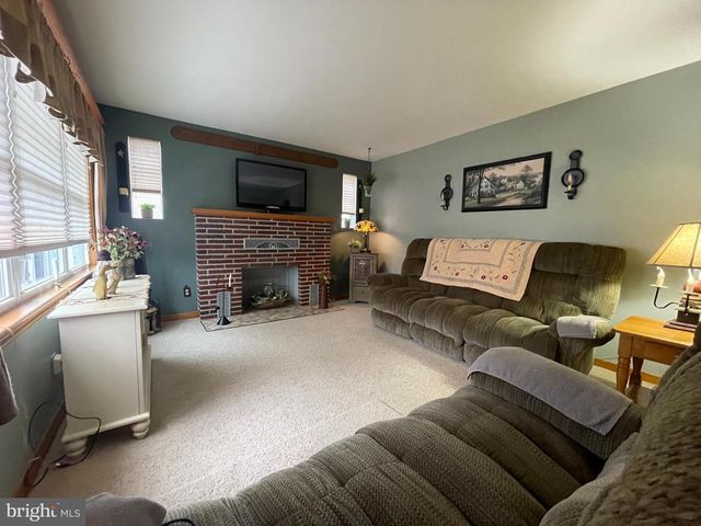 227 S MASSACHUSETTS AVE, Cumberland, MD 21502