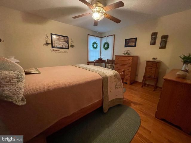 227 S MASSACHUSETTS AVE, Cumberland, MD 21502