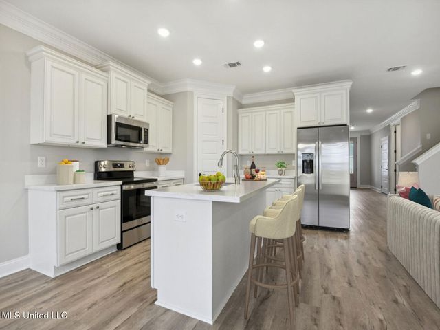 13517 Garland Road, Ocean Springs, MS 39564