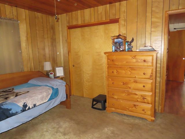 5279 Loch Leven Dr, Pollock Pines, CA 95726