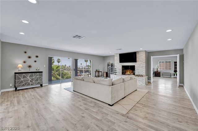 1400 Maria Elena Drive, Las Vegas, NV 89104