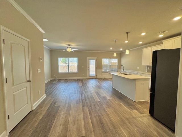 214 Rockfern Terrace 34, Lilburn, GA 30047