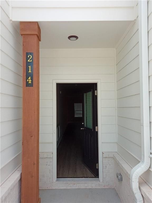 214 Rockfern Terrace 34, Lilburn, GA 30047