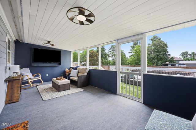 100 New Castle Court, Youngsville, NC 27596