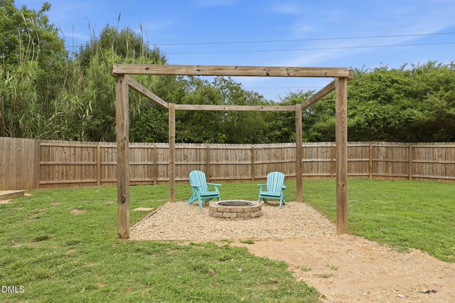100 New Castle Court, Youngsville, NC 27596