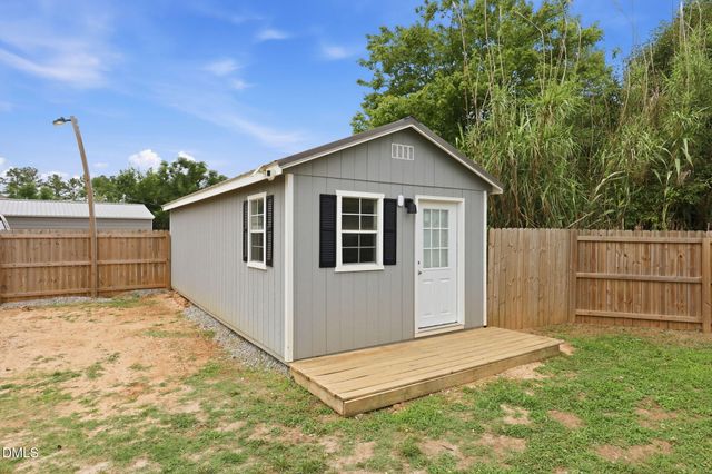 100 New Castle Court, Youngsville, NC 27596