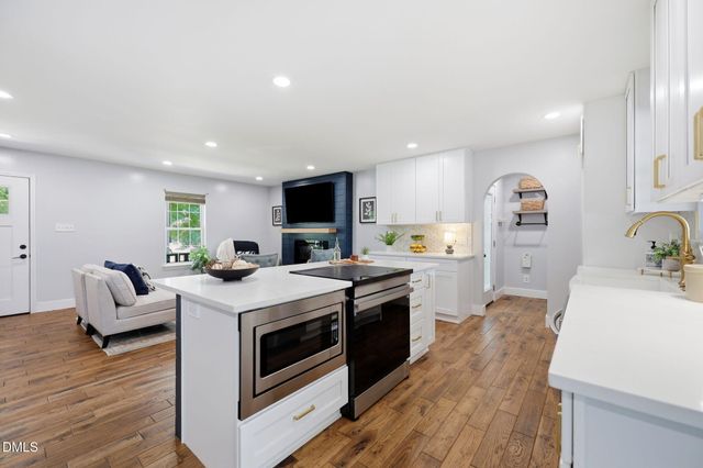 100 New Castle Court, Youngsville, NC 27596