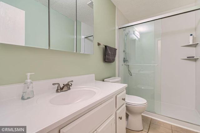 3557 Blue Jay Way 102, Eagan, MN 55123