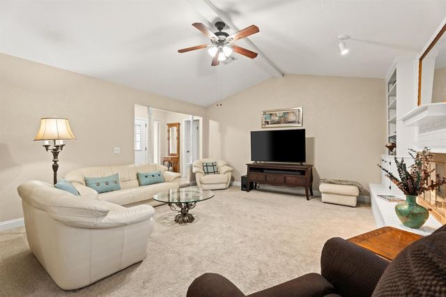 704 Mabel C Fry Boulevard, Yukon, OK 73099