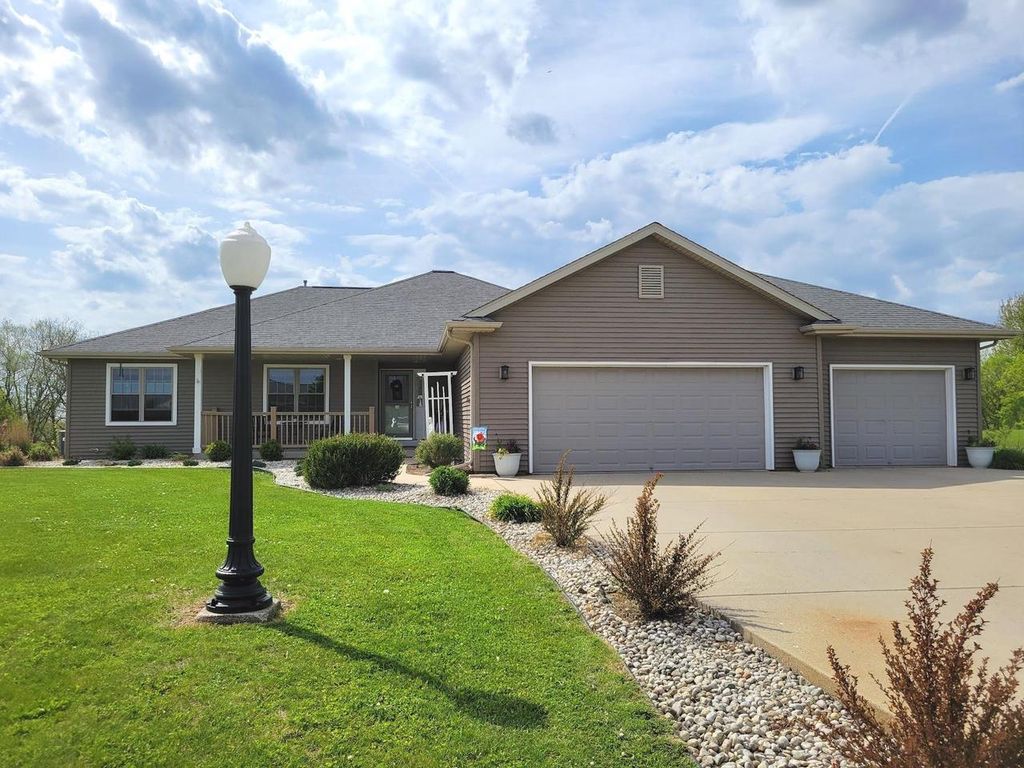 N4625 HAZELWOOD ROAD, Hustisford, WI 53034