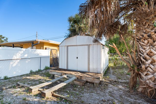 1449 W 35th Street, Riviera Beach, FL 33404