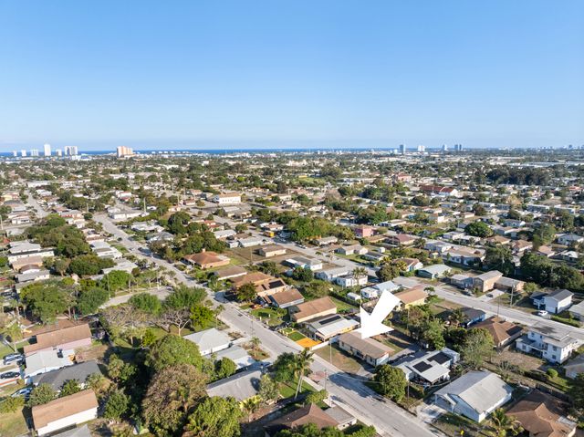 1449 W 35th Street, Riviera Beach, FL 33404