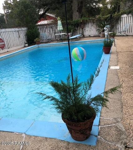 603 N Polk Street, Rayne, LA 70578