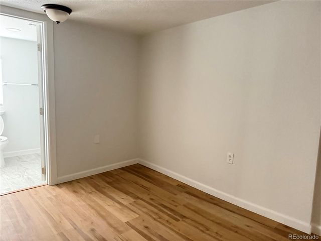 1092 S Newton St, Denver, CO 80219