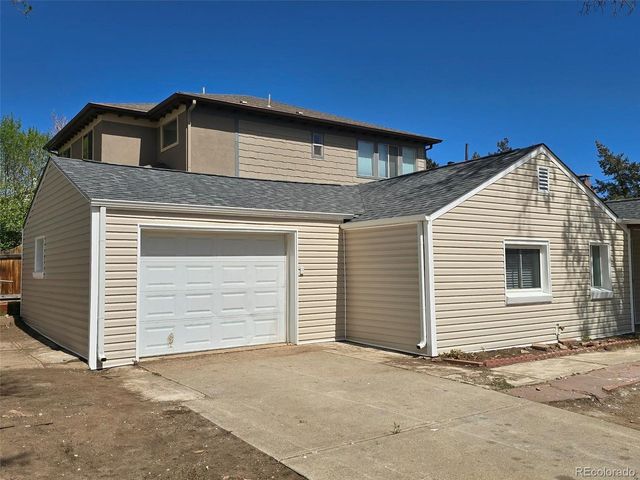 1092 S Newton St, Denver, CO 80219