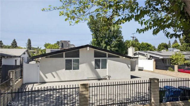 16425 Clymer Street, Granada Hills, CA 91344