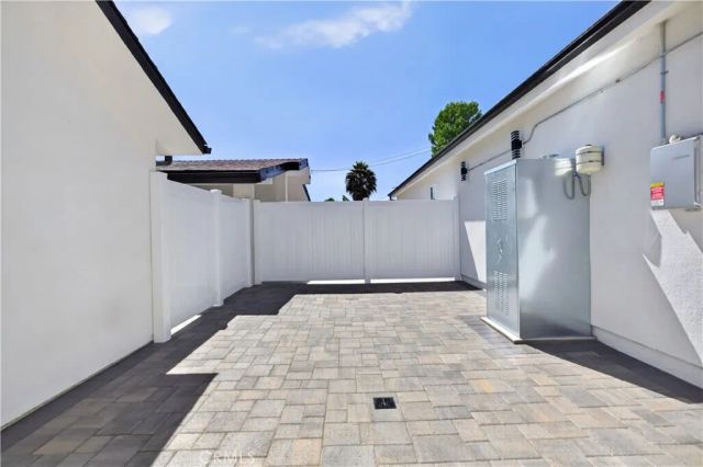 16425 Clymer Street, Granada Hills, CA 91344