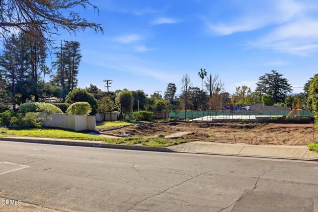 1860 Homewood Drive, Altadena, CA 91001