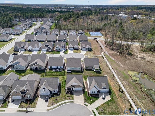 1713 Mainsail Ln, Chester, VA 23836