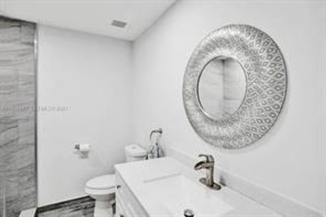 833 NW 81st Avenue 4, Plantation, FL 33324