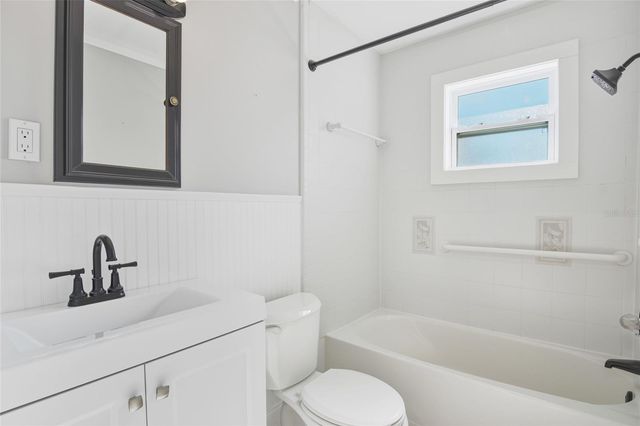 702 ELEANORE AVENUE, New Smyrna Beach, FL 32168