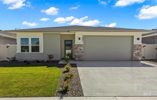1801 E Grayson, Meridian, ID 83642