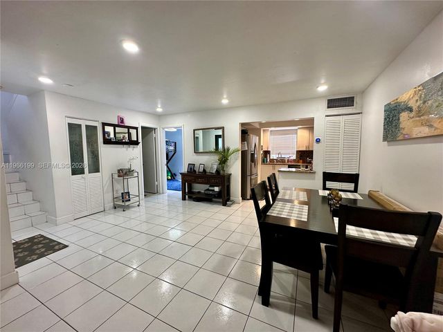 6712 SW 114th Ave, Miami, FL 33173