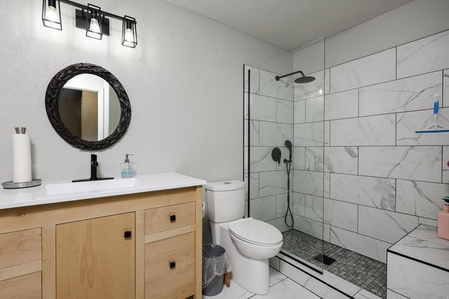 2129 Avenida Del Cielo, Alpine, CA 91901