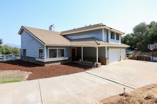 2129 Avenida Del Cielo, Alpine, CA 91901