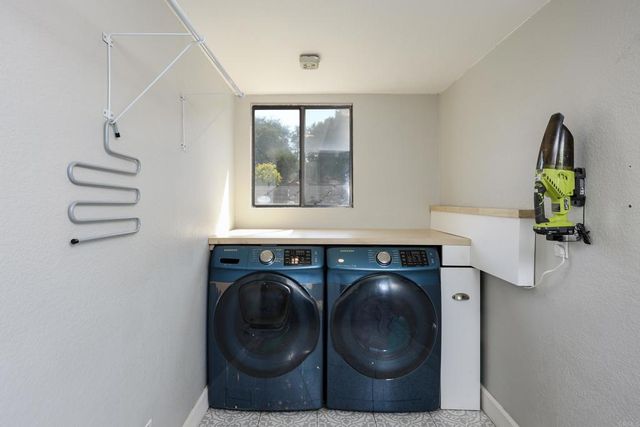 2129 Avenida Del Cielo, Alpine, CA 91901