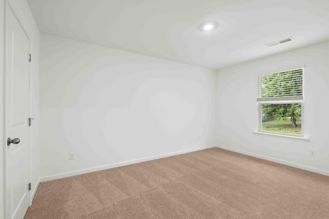 57 Buck Creek Lane, Rossville, GA 30741