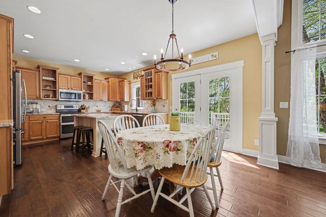 7903 Meadowood Drive, Hudsonville, MI 49426
