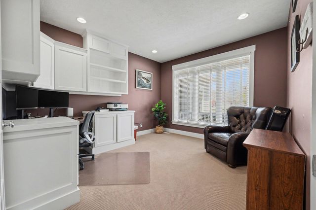 7903 Meadowood Drive, Hudsonville, MI 49426
