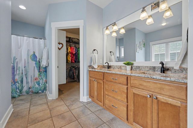 7903 Meadowood Drive, Hudsonville, MI 49426