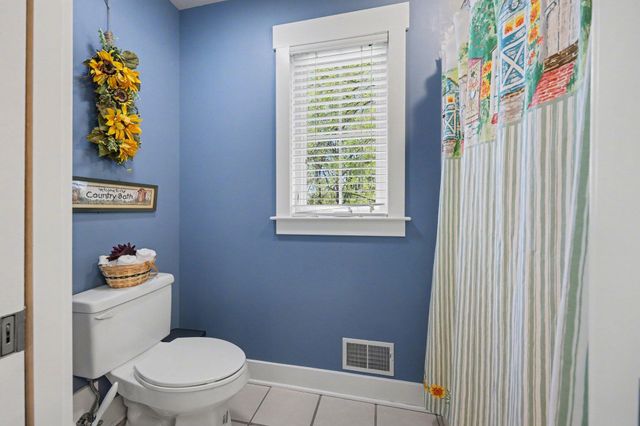 7903 Meadowood Drive, Hudsonville, MI 49426